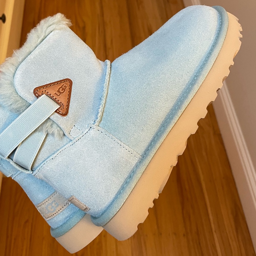 UGG Boots NWOT - Picture 10 of 10